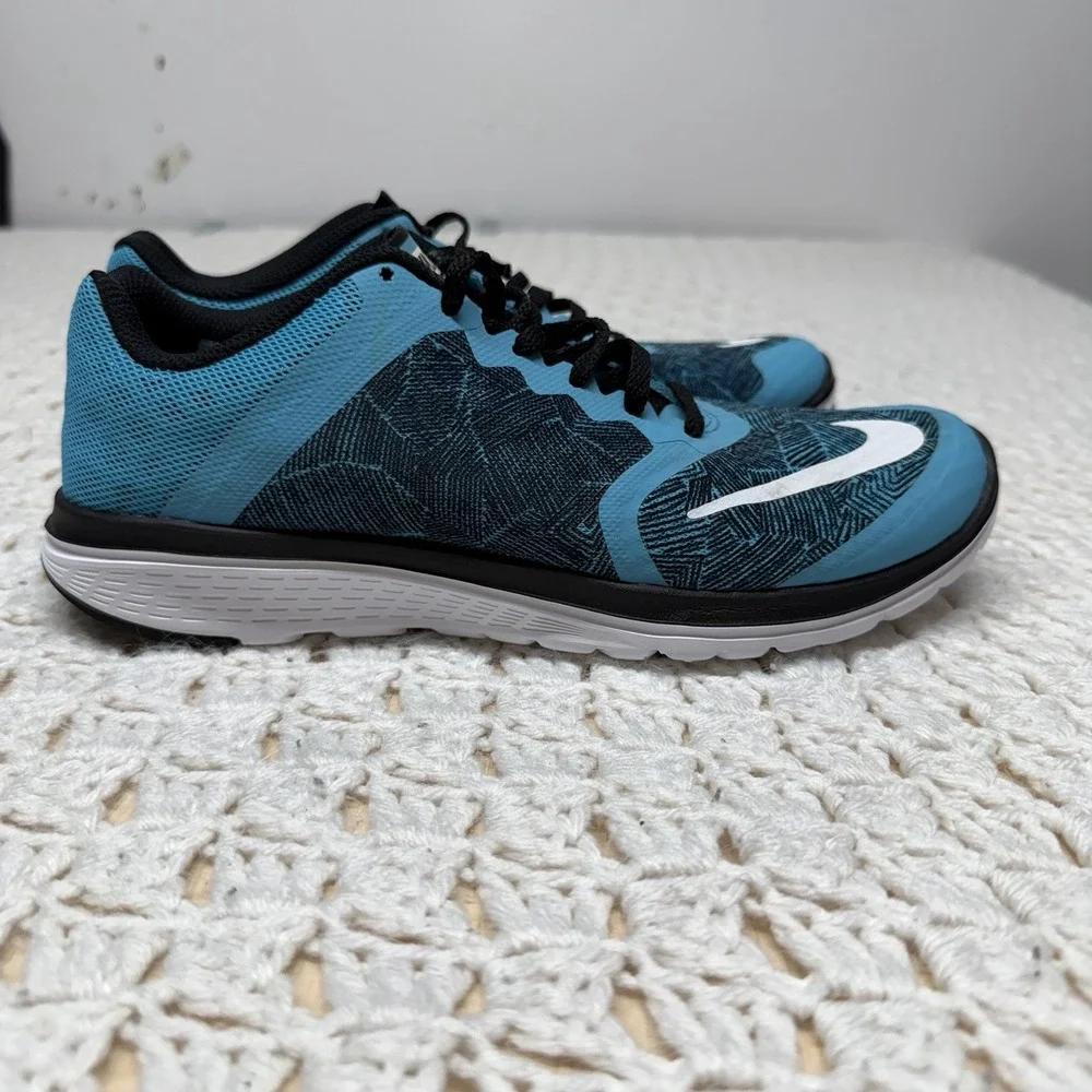 Nike Fit sole Running Shoes  Women Shoes  Size 8 Blue Athletic Sneaker 819167-